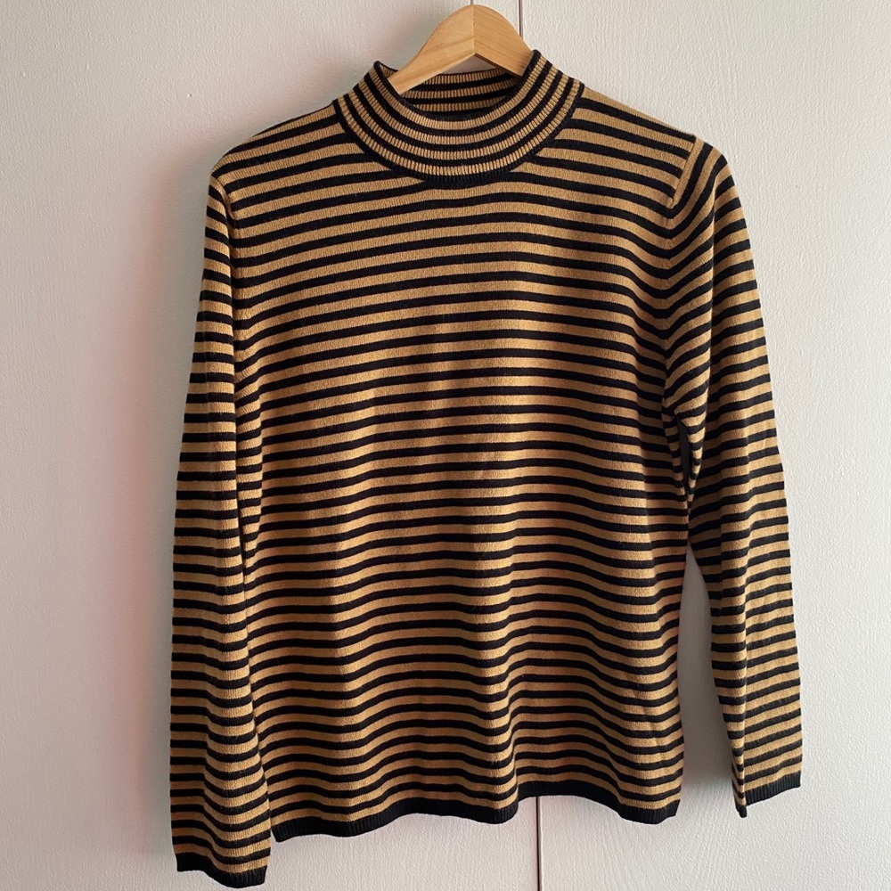 Striped thick long sleeve shirt